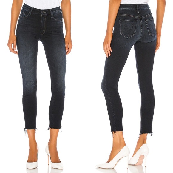 MotherThe High Waisted Looker Ankle Fray Jeans in Last Call Blue